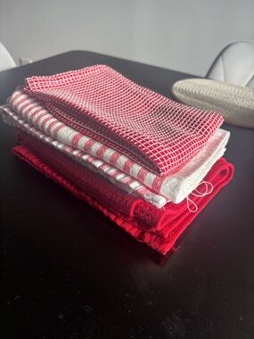 Red Kitchen Dish Towel Set - Premium Cotton Linens